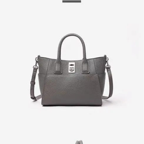 Bolsa de Ombro em Detalhe 5