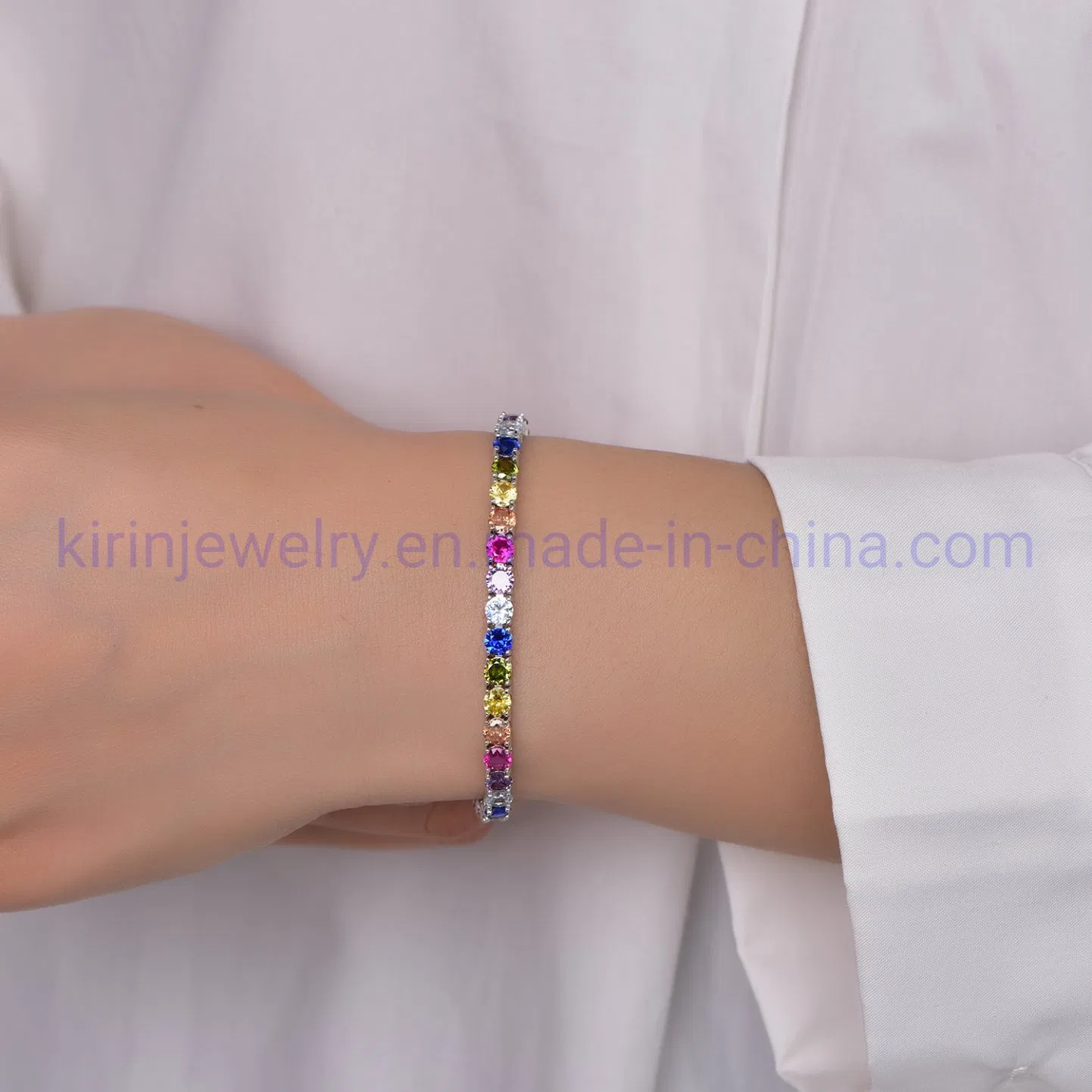 Bracelete de Tênis Elegante em Prata Esterlina para Mulheres 4mm com Zircônia Cúbica Redonda Arco-Íris