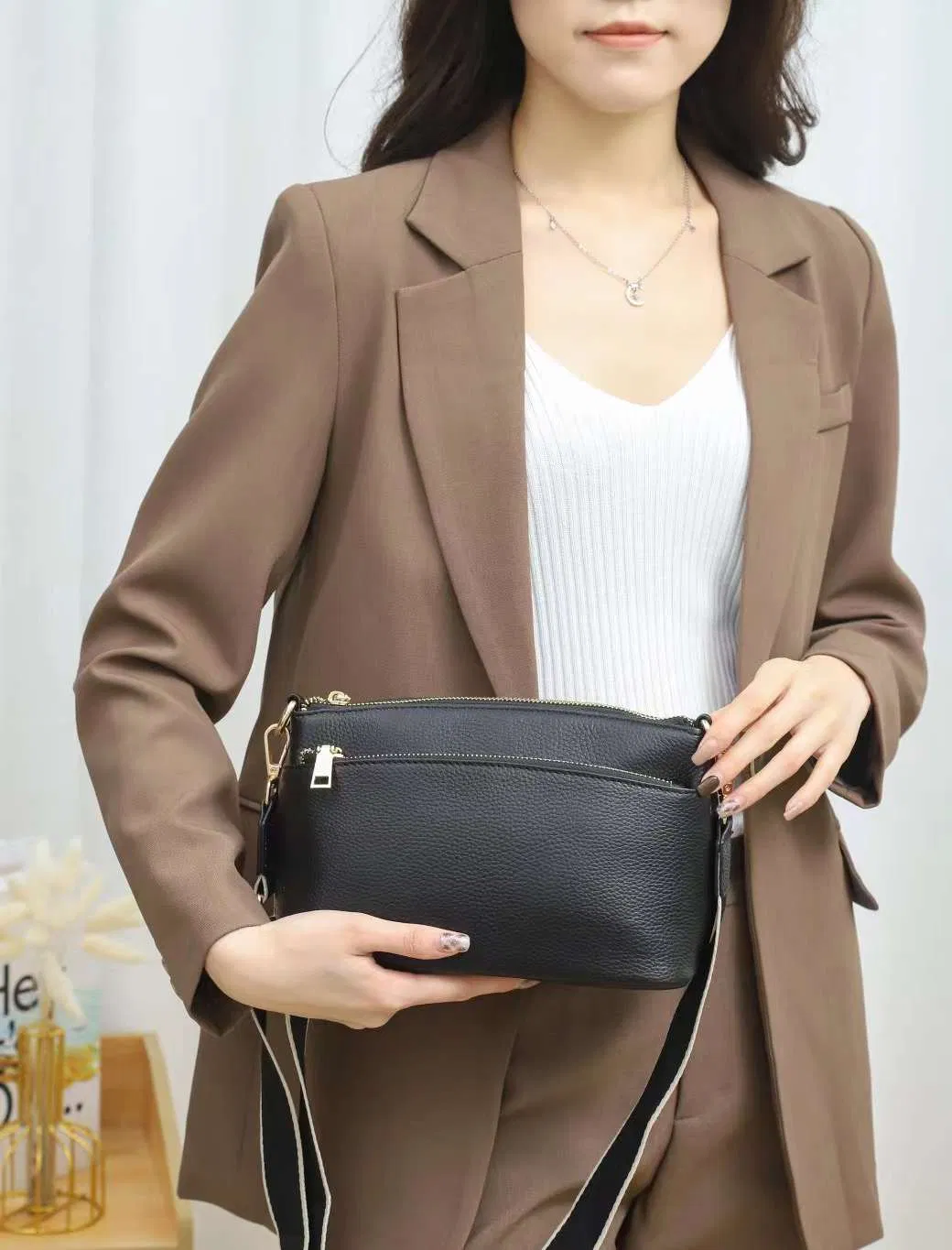 Bolsa Nova Feminina Moda Estilo Quente Tecido Impermeável Bolsa de Ombro Única Bolsa Grande Ultralight