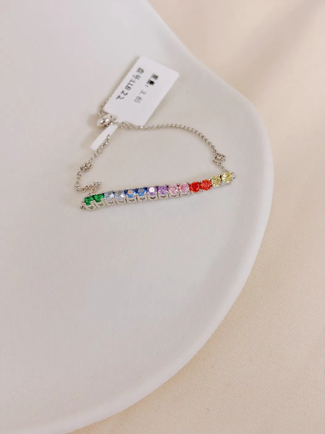 Detalhe Pulseira Arco-Íris