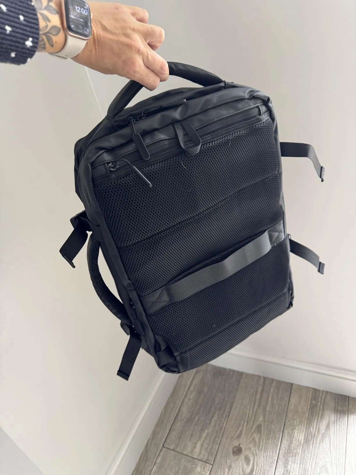 Mochila de mão para viagem com USB