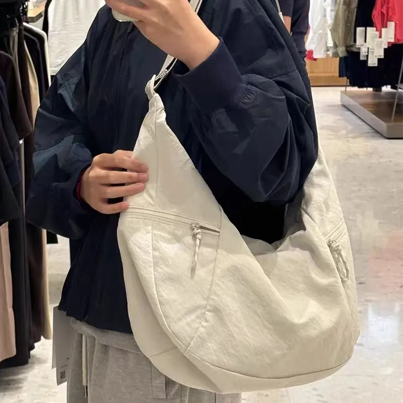 Bolsa Transversal de Nylon em Forma de Crescente para Mulheres, Bolsas Modernas para Homens, Pequena Bolsa de Viagem Tipo Hobo