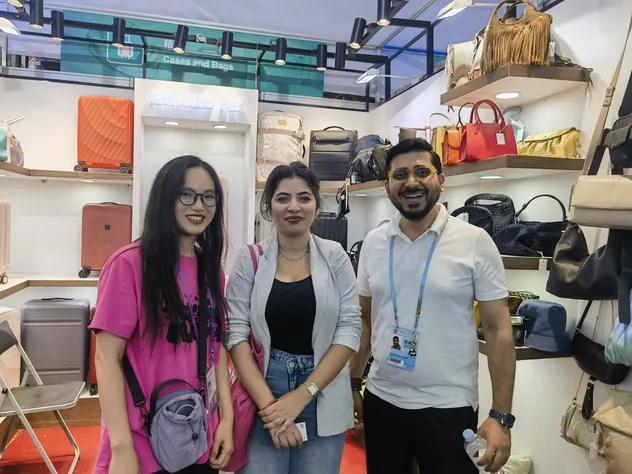 Cliente na Exposição 5