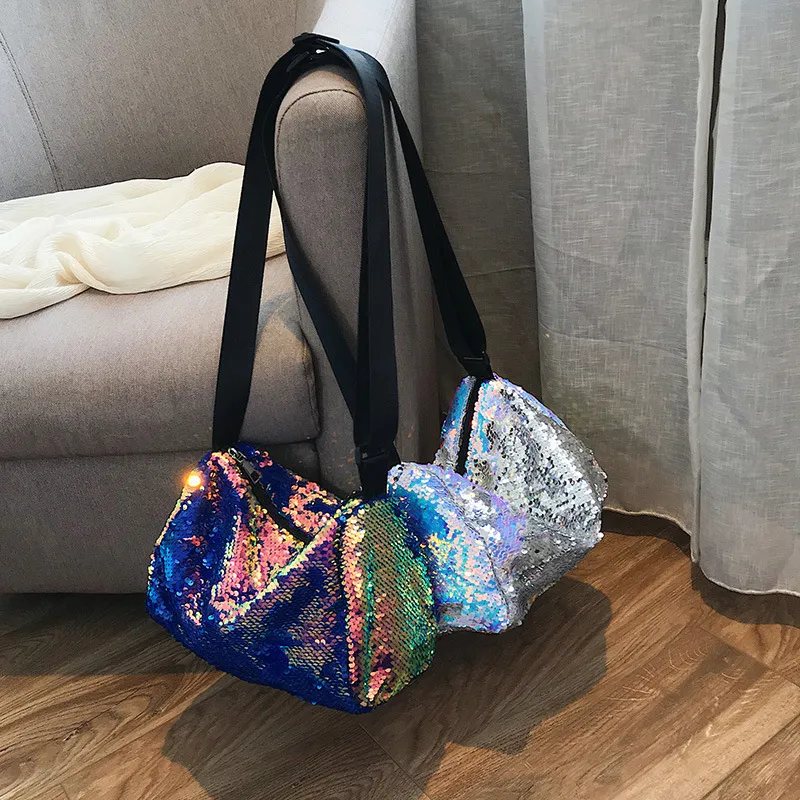 Bolsa de Ombro Hobo Jumbo Feminina de Lantejoulas Personalizada com Glitter e Paillette para Viagem de Moda