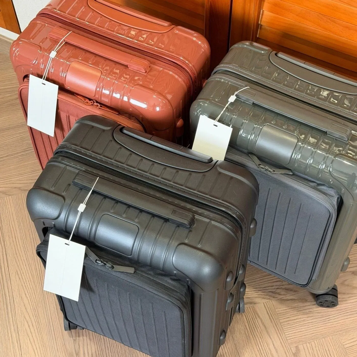 Mala de Viagem ABS de Alta Qualidade 21-Inch com Grande Capacidade e 360-Degree Rodas Giratórias Conjunto de Três Peças à Prova d'Água Estilo Cartoon