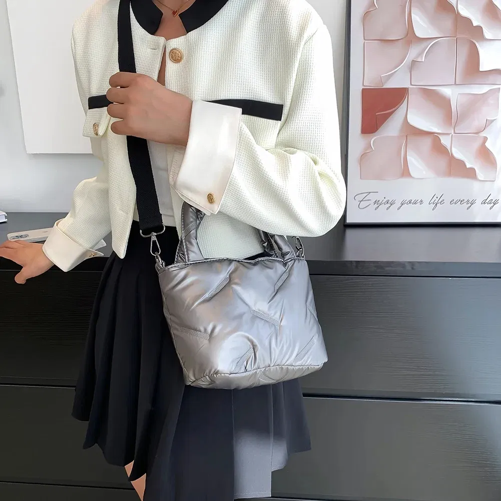 Bolsa Hobo Feminina Matelassê Bolsa de Ombro Grande Capacidade Almofada Matelassê Tote