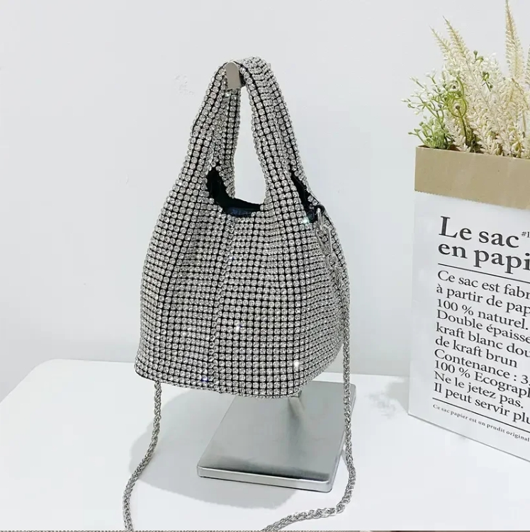 Bolso de piel sintética para mujeres, bolso de moda de color contrastante, fábrica de bolsos personalizados, gran capacidad, bolsa de cuero para mujeres, bolso brillante para la noche
