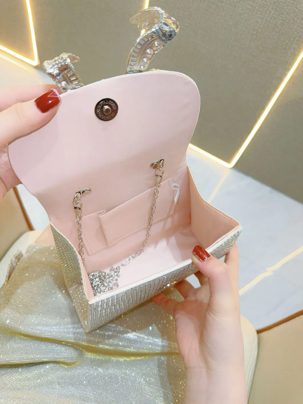 Bolso de mano elegante 9