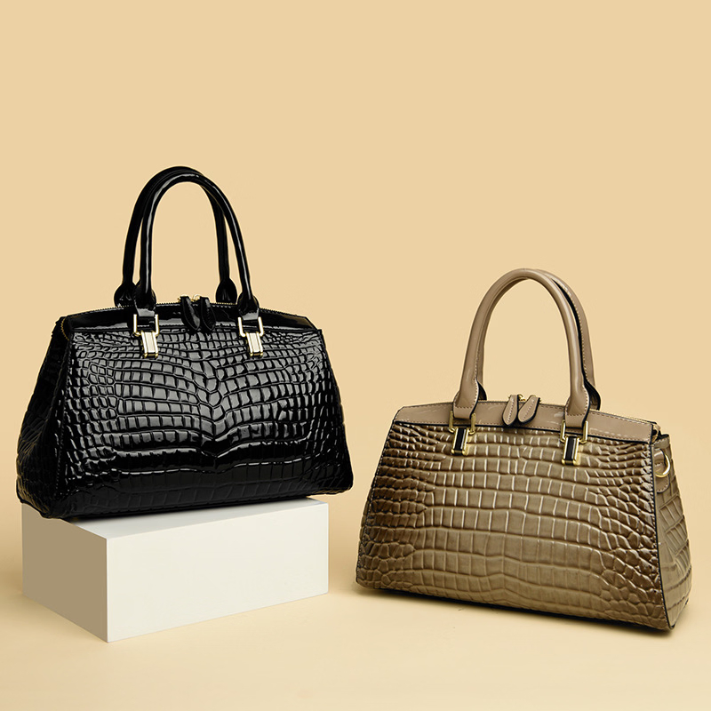 Bolsos de Noche Bolso de Cuero Mochila Viaje Duffel - Bolso de Lujo y Bolso de Hombro Precio