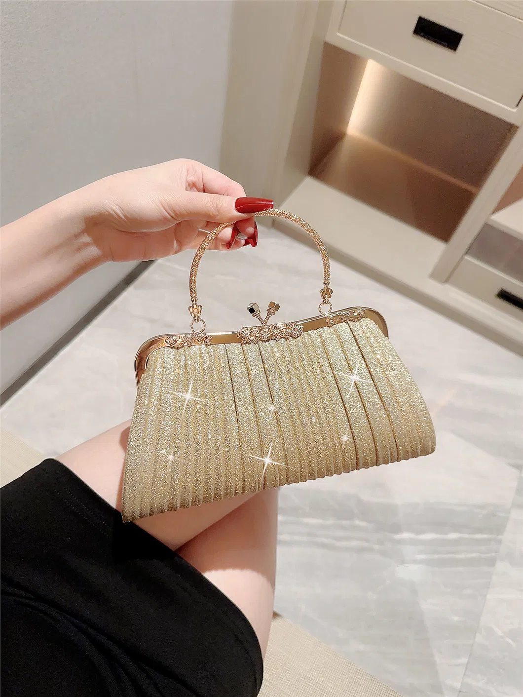 Bolso de mano de cadena