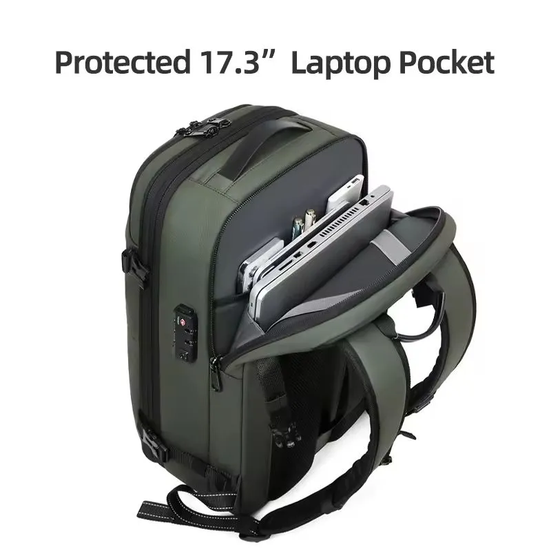 Detalle mochila de viaje