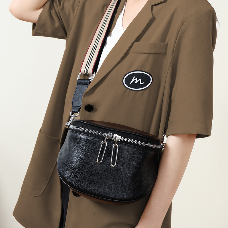 Nueva bolsa de cintura para mujer, bolso de mensajero de cuero ins de moda, bolso de pecho de tendencia para mujeres