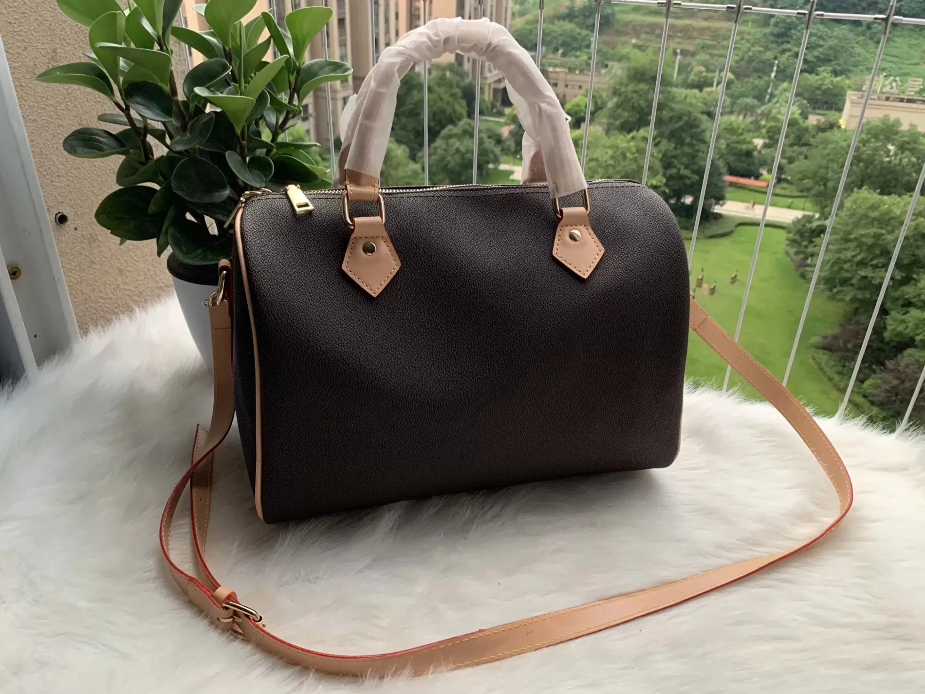 Bolsos de cuero personalizados al por mayor y bolsos de mano, bolsos de cadena de moda para mujeres, bolsos de diseñador de lujo