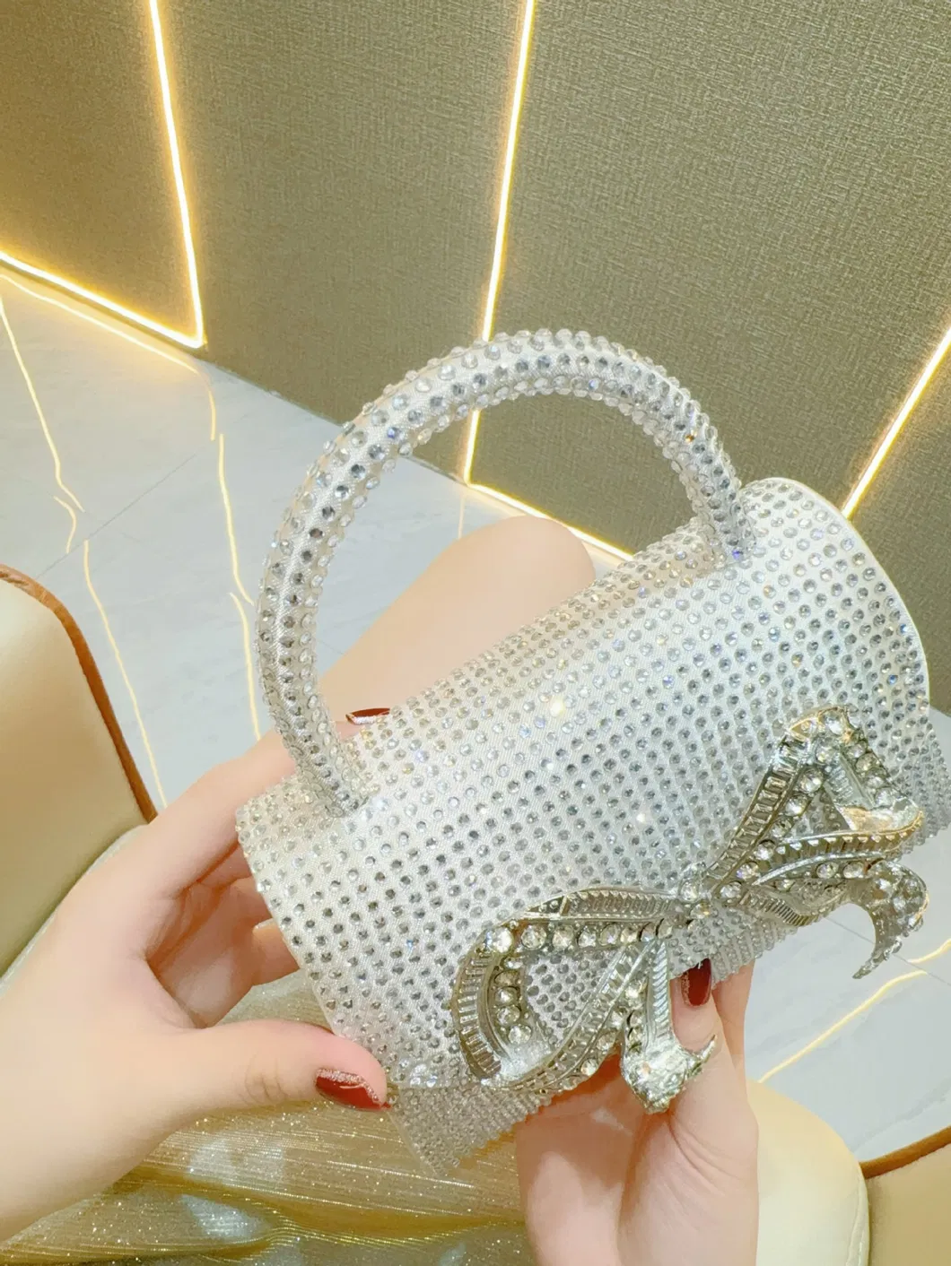 Bolso de mano elegante 8