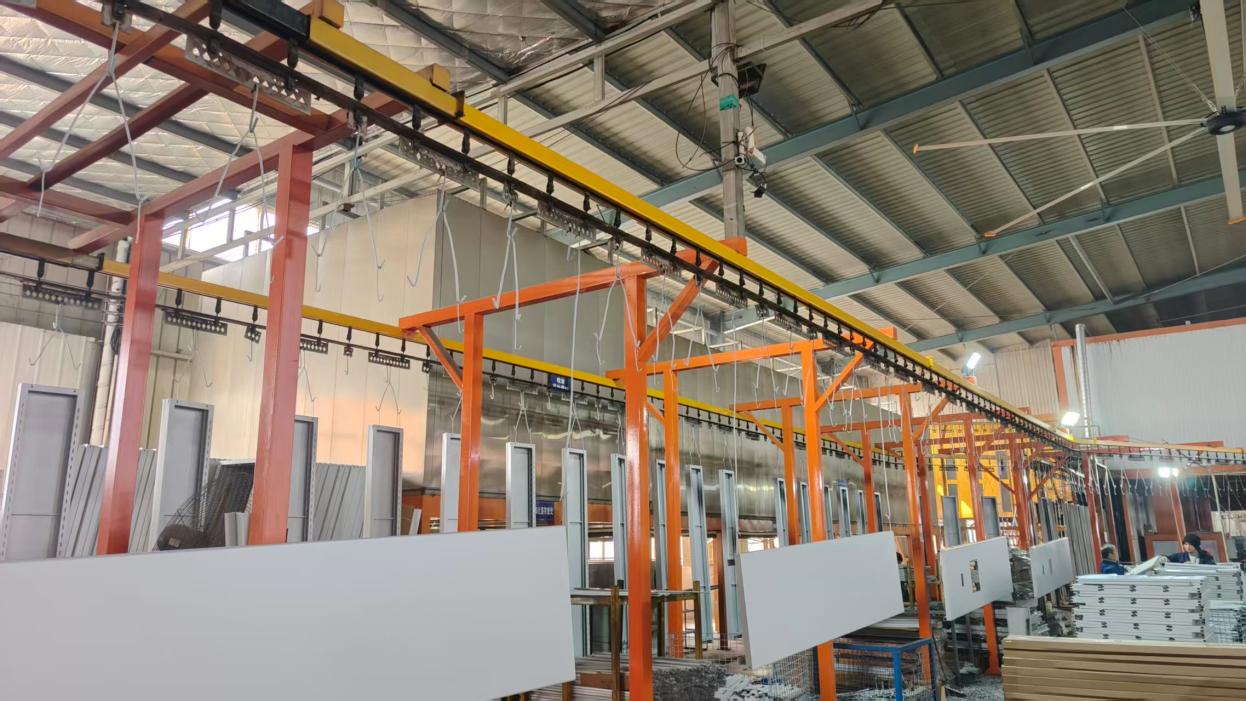 Luyuan warehouse racking system manufacturing facility — powder coating spraying process