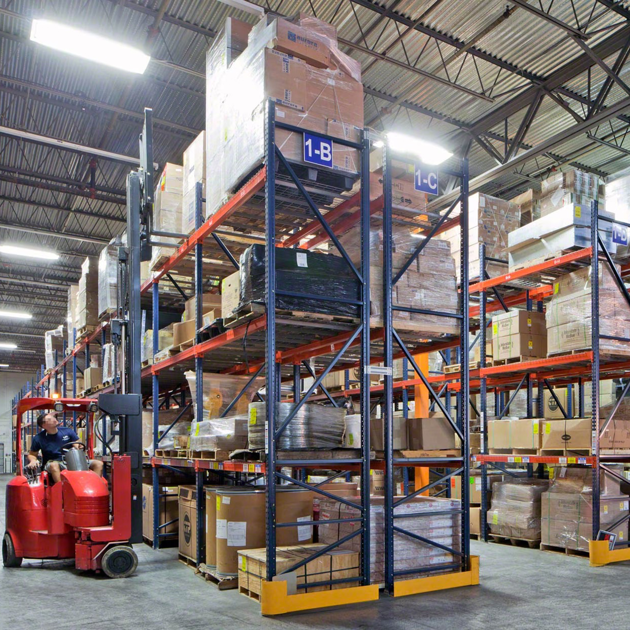 Adjustable Beam Height IStorage Pallet Racking System Heavy Load Pallet Rack Boltless Steel Storage Solutions for Pallets
