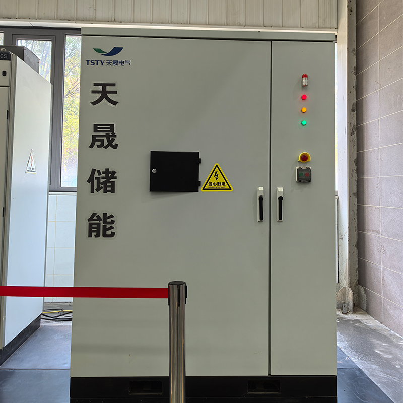 Mobile Offgrid 3Phase Lithium Ion Energy Storage System 215KWh TSTYNICE Model Liquid Cooling Commercial Container Solar IP55