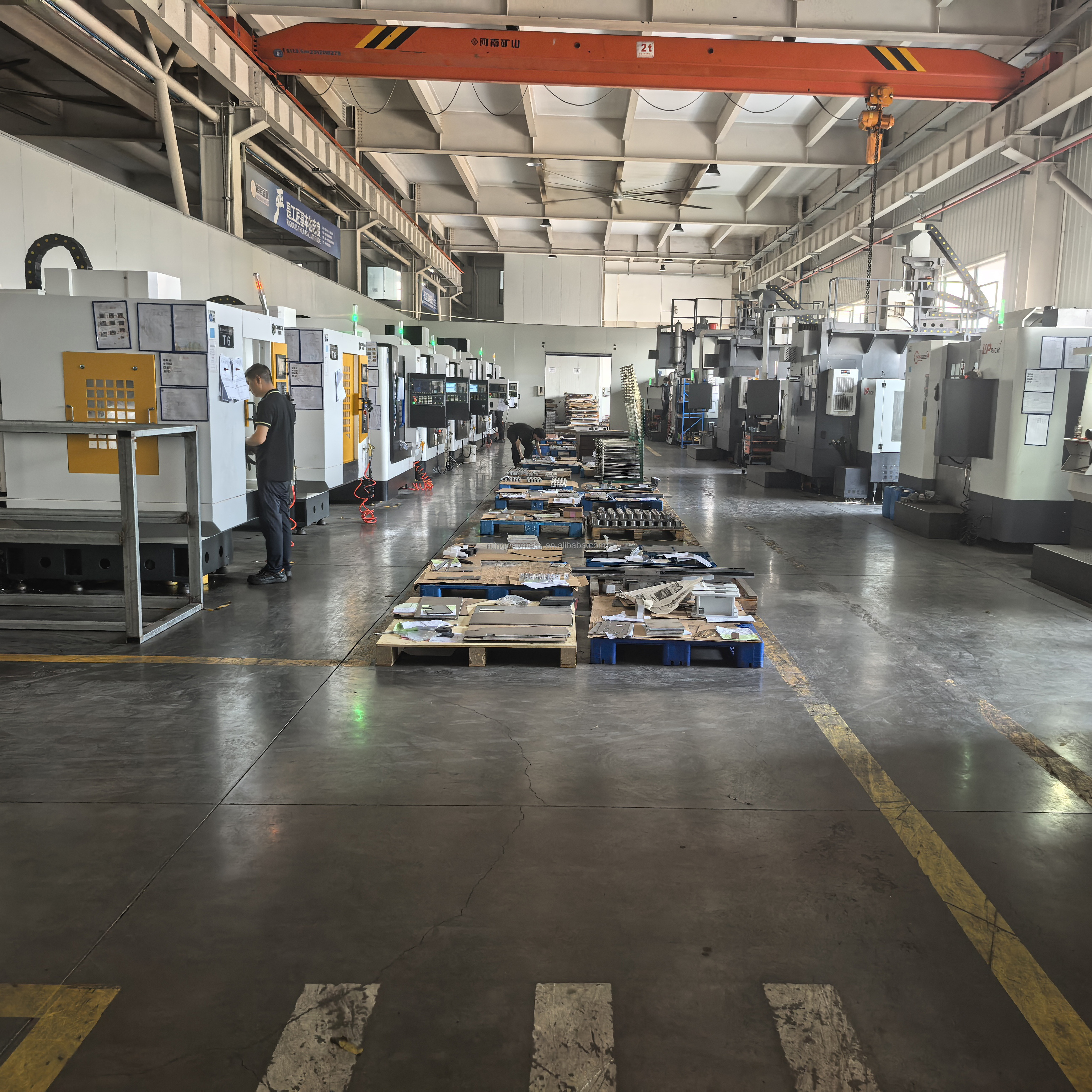 Factory Direct Mingway Custom Carbon Steel/Stainless Steel Equipment Frames Machine Bases ISO9001:2015 Certified Fabrication