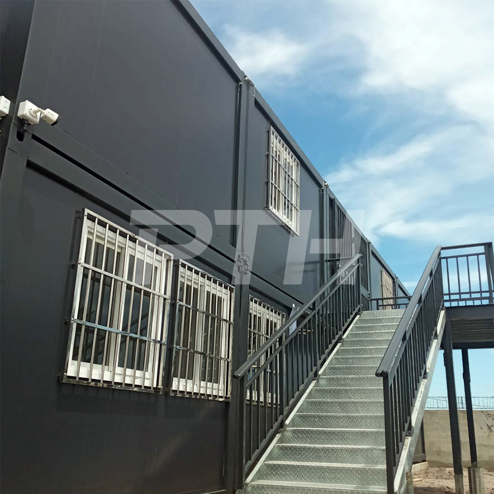 Best Selling Modern Black 2 Story Prefabricated Modular Flat Pack Steel Structure Container House for Construction Site Office