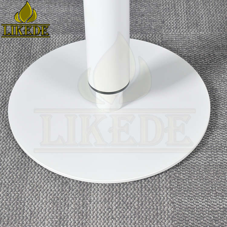 Adjustable pedestal base