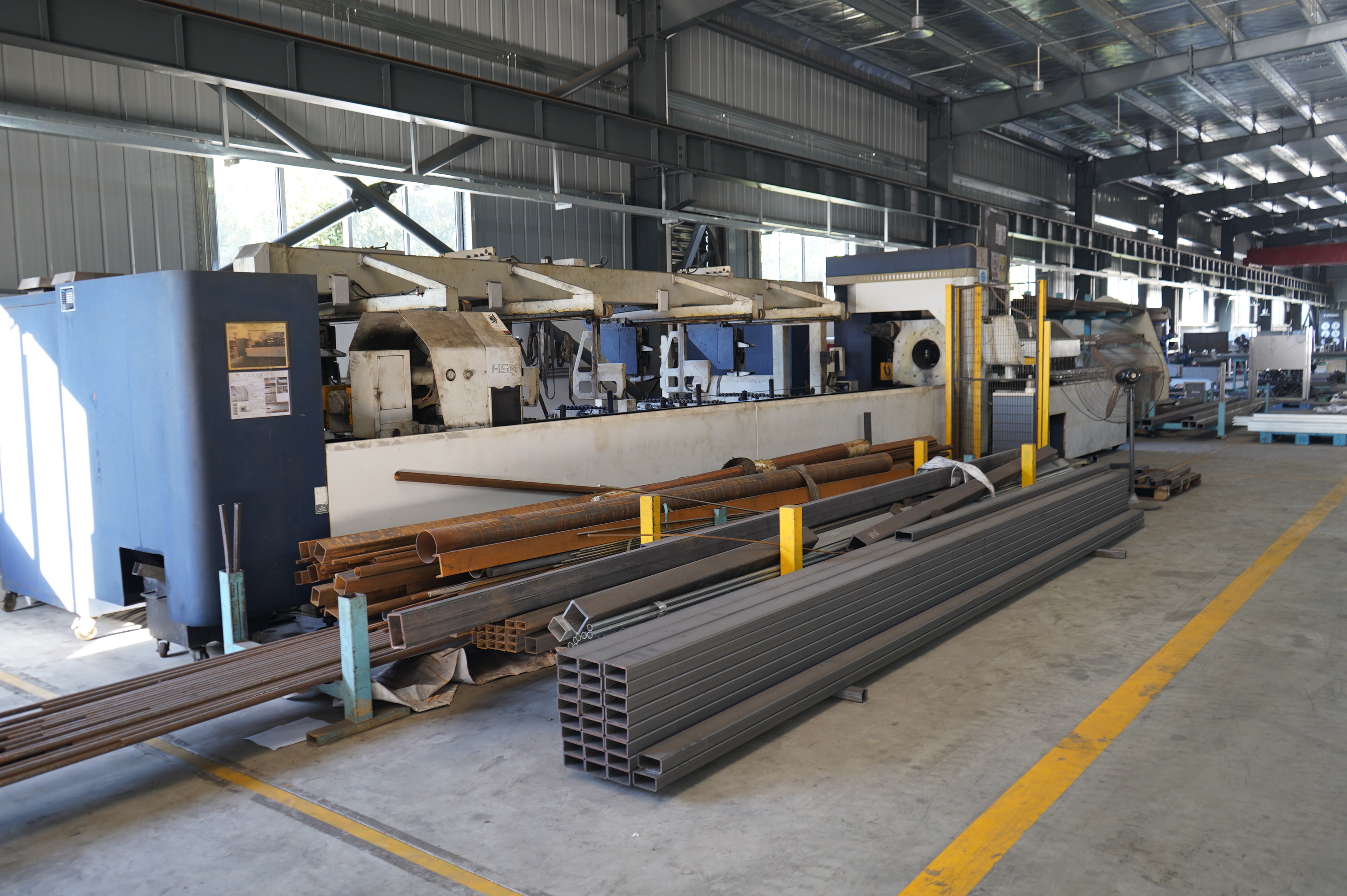 Factory Direct Mingway Custom Carbon Steel/Stainless Steel Equipment Frames Machine Bases ISO9001:2015 Certified Fabrication