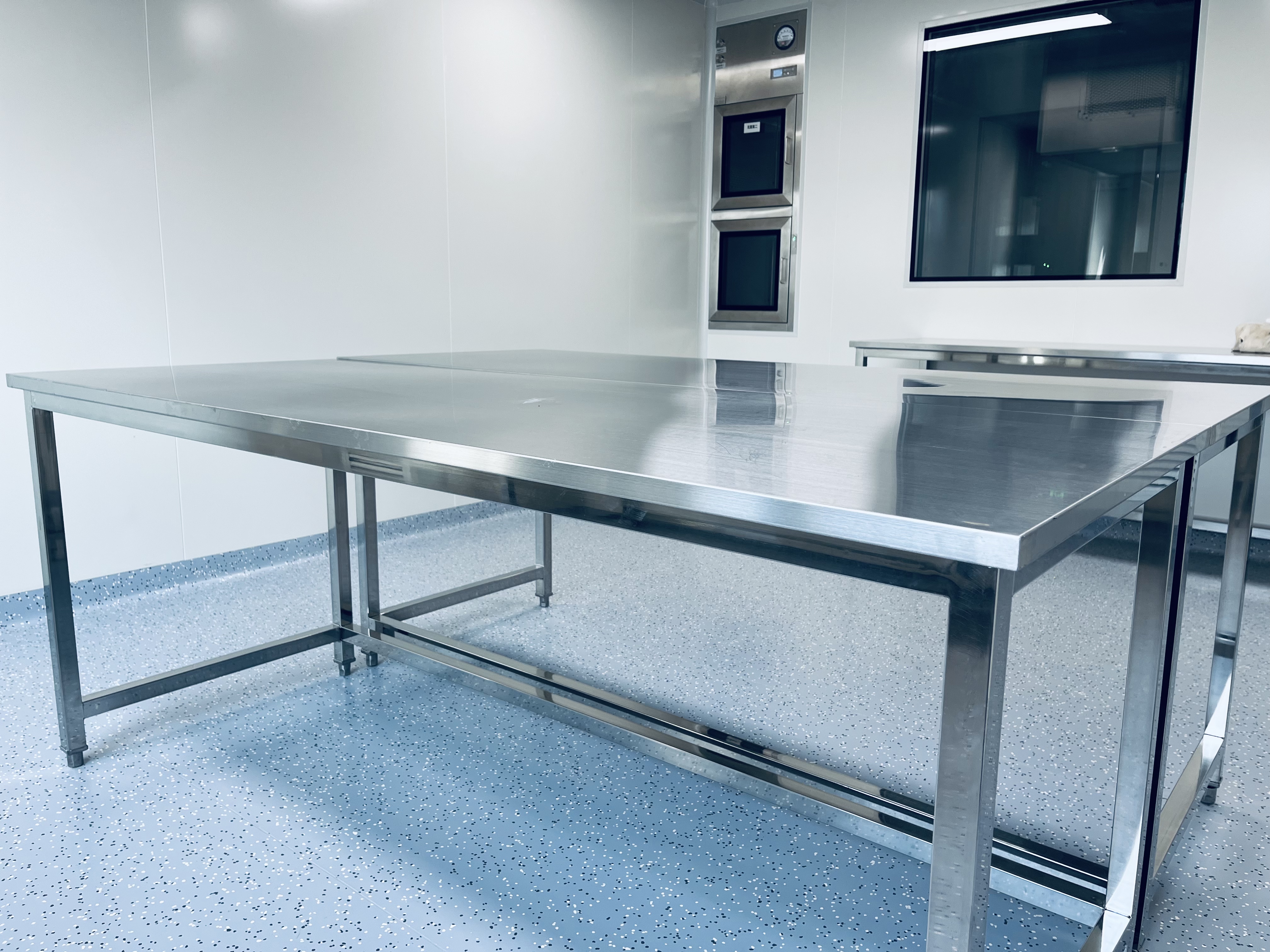 Factory High-quality 304 Stainless Steel Lab Bench Laboratory Customizable Experimental Workbench For Cleanroom