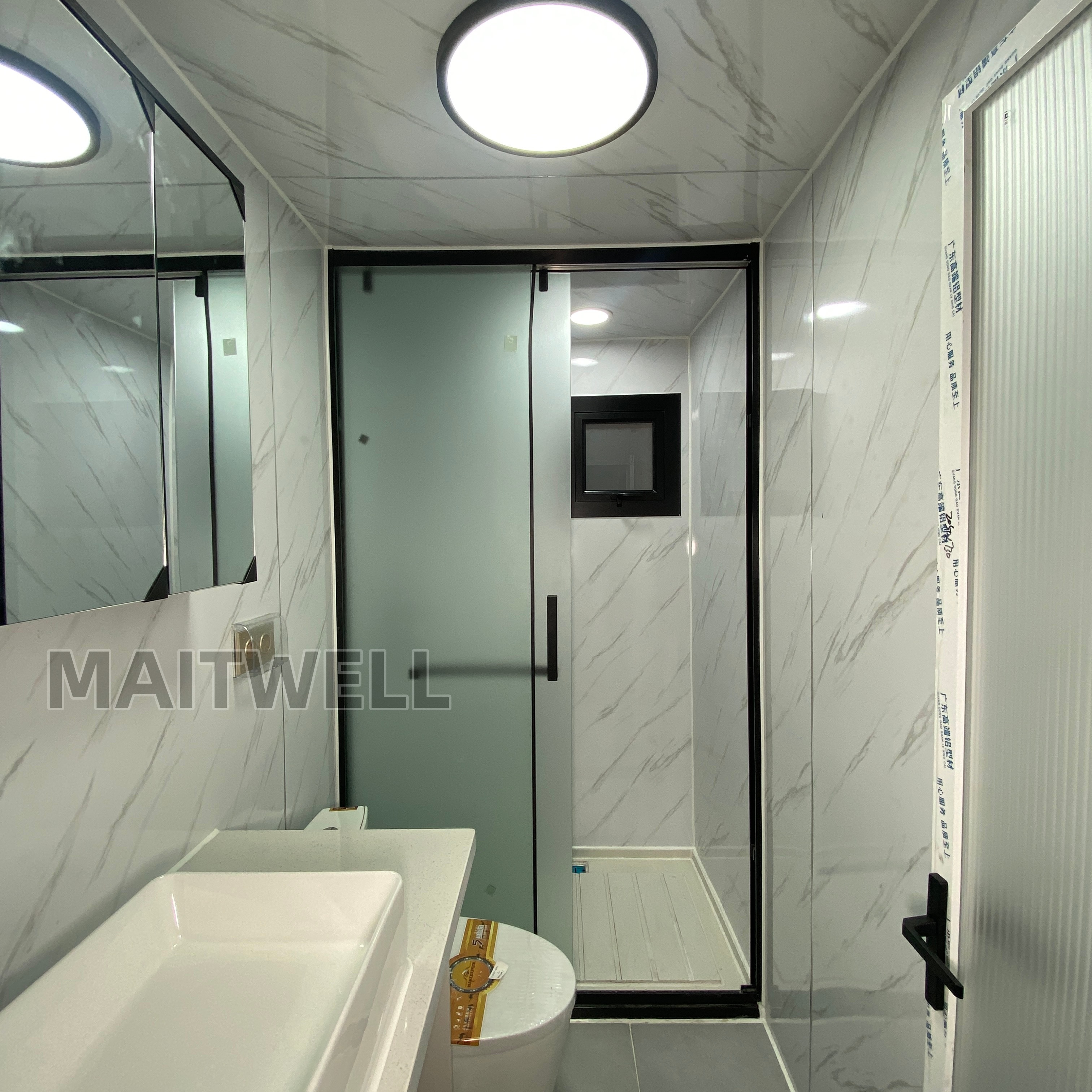 20ft China Luxury Prefab Home Ready Made Modular House Mini House Price Stackable Prefab Container Home