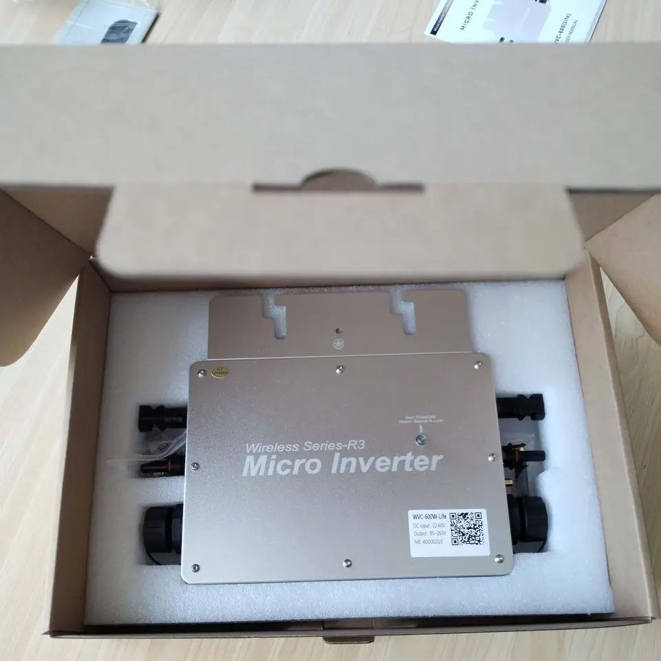 Smart Micro Inverter 600W PV Grid Tie MPPT Solar Panel System with Single Output Wifi Enabled Balcony Use 96.5% Efficiency