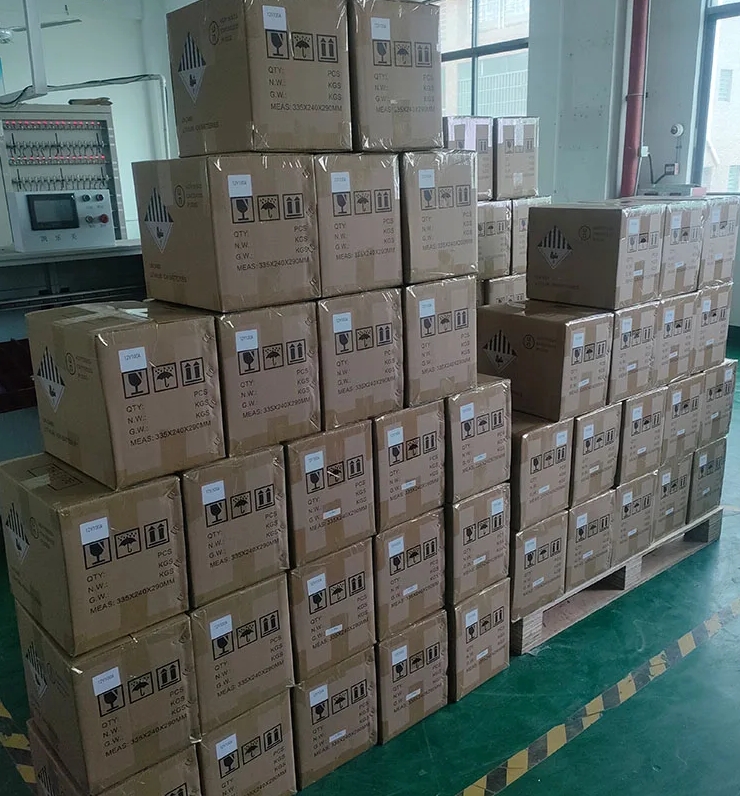 Customized Grade a Solar Lithium Battery LiFePO4 12v 300Ah Lithium Battery Lithium Ion Battery Pack for Home Solar Energy