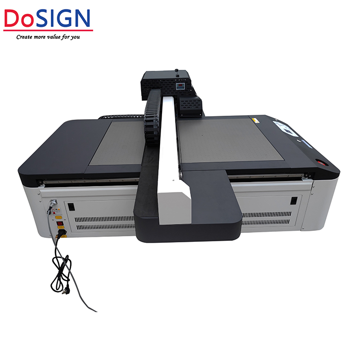 Small Format Stable High Resolution Industrial Digital UV Flatbed Printer for Wood Key Chain Printing
