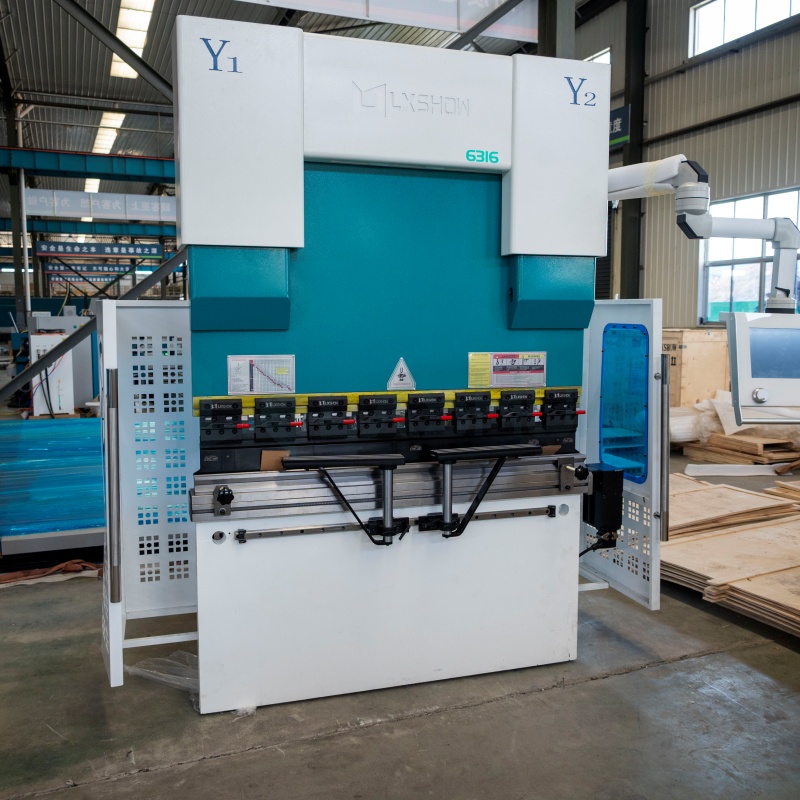 Famous WE67K-63T1600 Electro-hydraulic Servo Bending Machine For Sale Manufacturers, Supplier