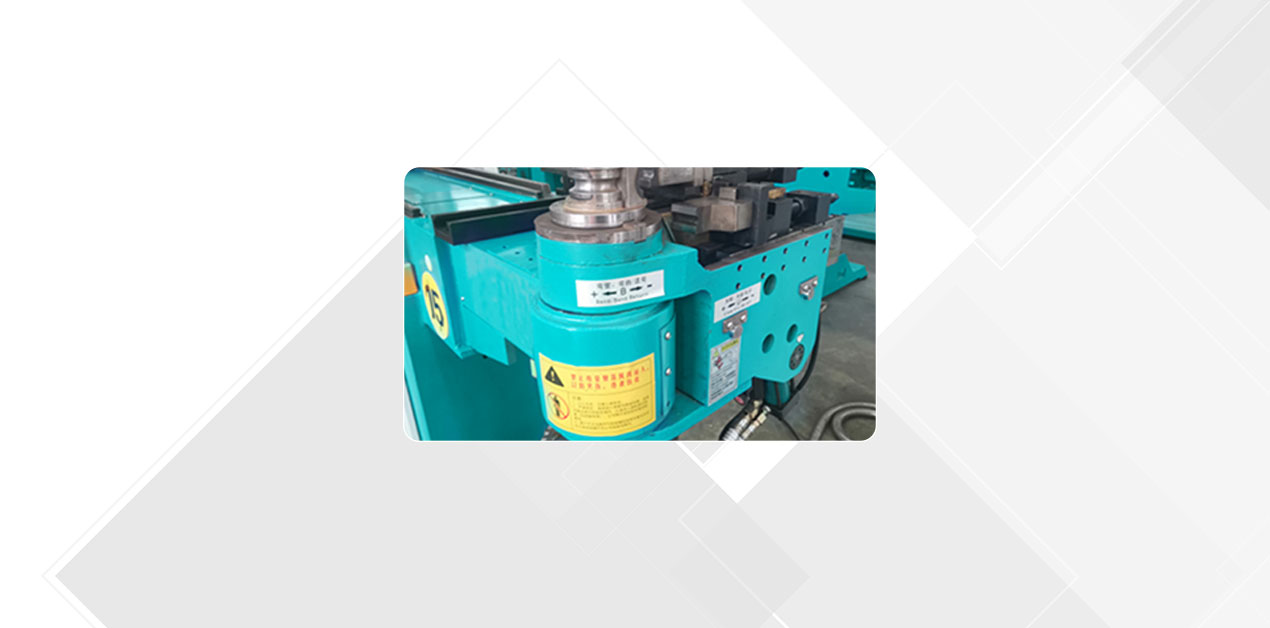 Oil cylinder