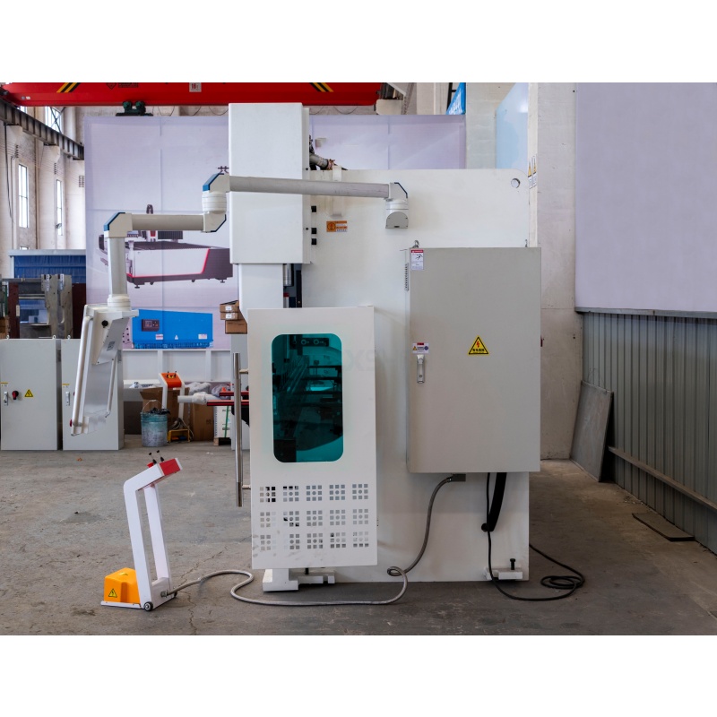 Best WE67K-135T4100 High-Quality Hydraulic CNC Bending Machine for Metal Manufacturers, Factories