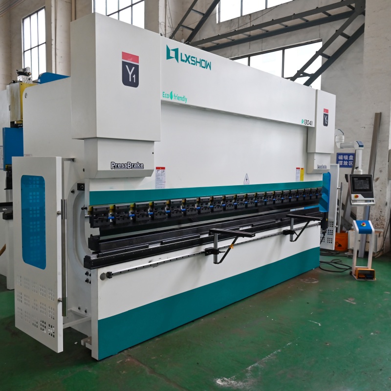 High-Quality WE67K-130T4100 Hot Sale High Efficiency Plate CNC Metal Bending Machine Manufacturers, Supplier
