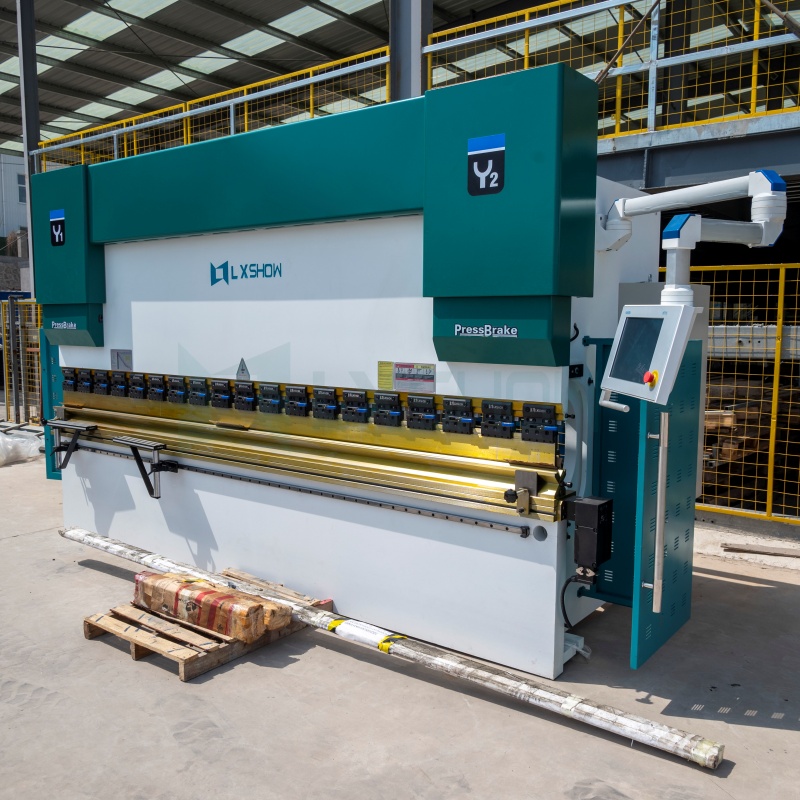 High-Quality WE67K-160T4000 Hot Sale High Quality CNC Bending Equipment for Sheet Metal Supplier, Exporters
