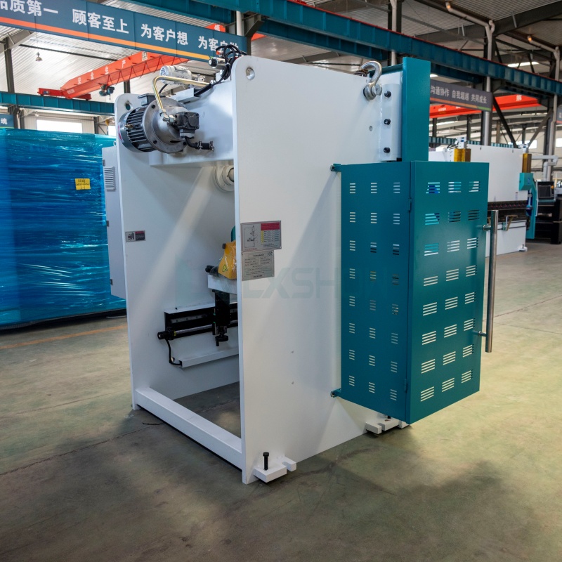 China WC67K-63t1600 Large Bending Industrial Sheet Metal Brake for Sale Supplier, Exporters