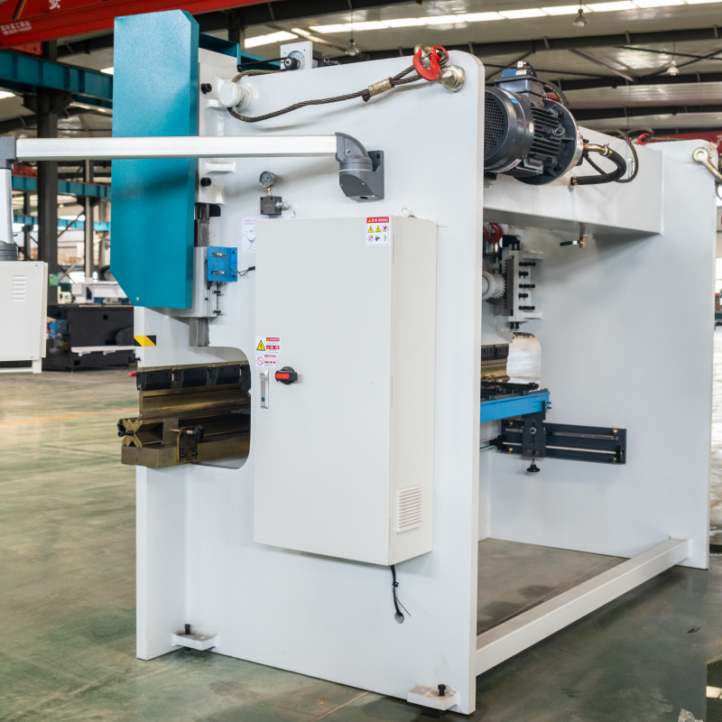 Custom WG67K-160t3200 Lxshow CNC  Sheet Metal Press Brake Machine for Sale Supplier, Exporter