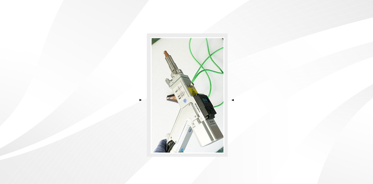Welding torch head design