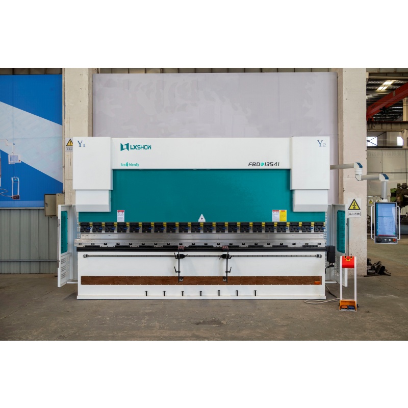 Best WE67K-135T4100 High-Quality Hydraulic CNC Bending Machine for Metal Manufacturers, Factories