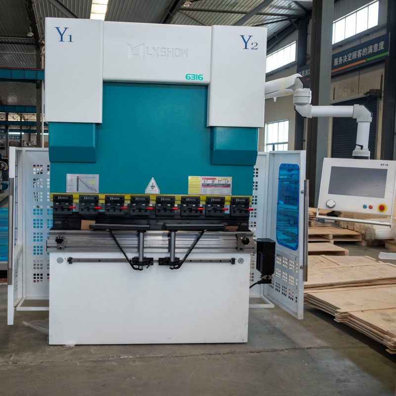 Famous WE67K-63T1600 Electro-hydraulic Servo Bending Machine For Sale Manufacturers, Supplier