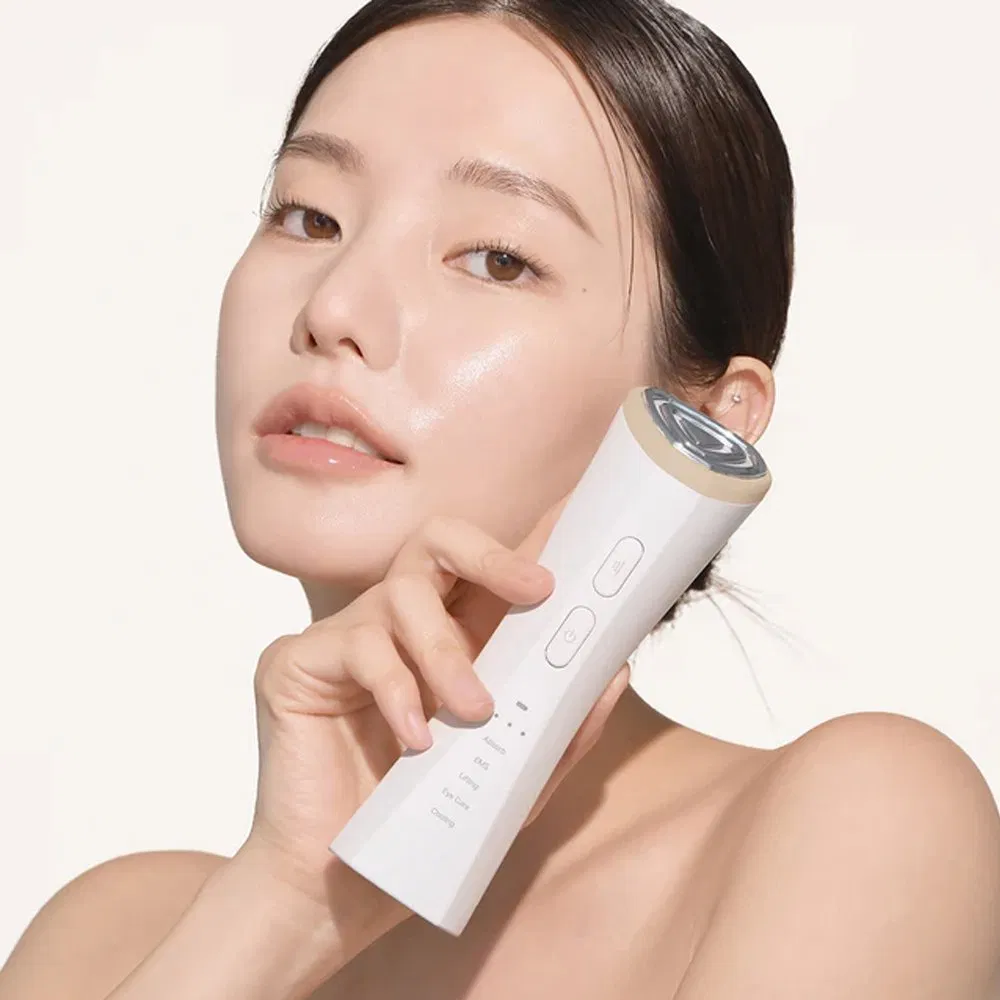 Handheld Electric Beauty Instrument Multifunctional Pattern and Effect RF Skin Tightening Collagen Booster RF Device
