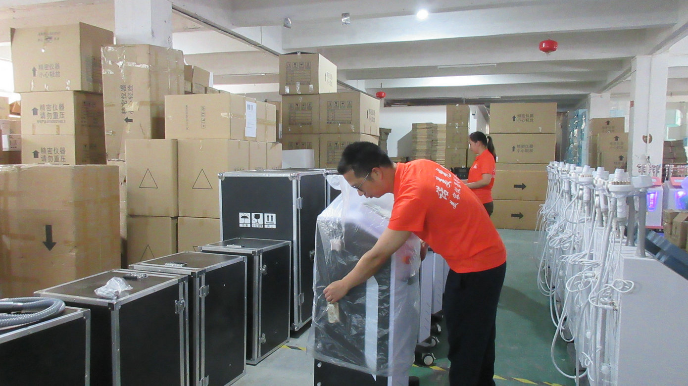 Professional product packaging process at Lyens Beauty manufacturing plant