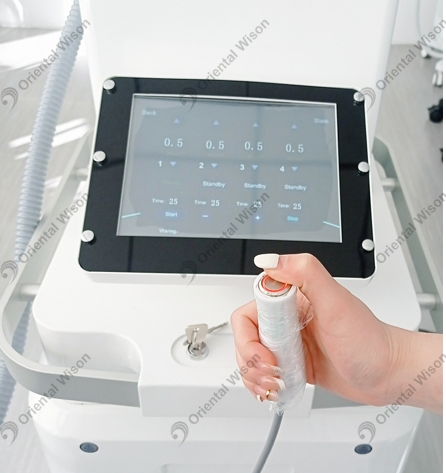 Factory Directly Sale 1060nm Lipo Laser RF Cavitation Laser Slimming Fat Burn Beauty Salon Machine