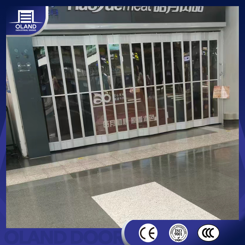 Aluminum Curved Frame Crystal Transparent Clear Full View PC Accordion Folding Sliding Door for Shopfront Store Front Shopping Mall