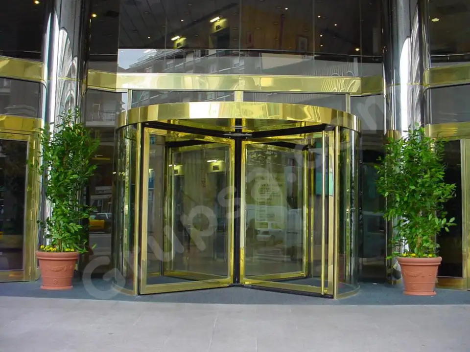 Commercial Shopfront Restaurant Auto Double Swing Three Wing Revolving Glass Door
