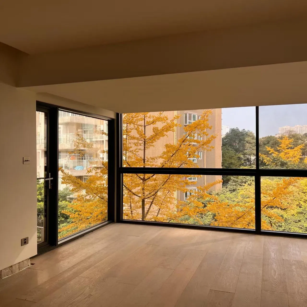 3. Custom Sizes Available Aluminum Aluminium Alloy Glass Sliding Portas Home Sash Window Crystal Clear for Bedroom Bay Window