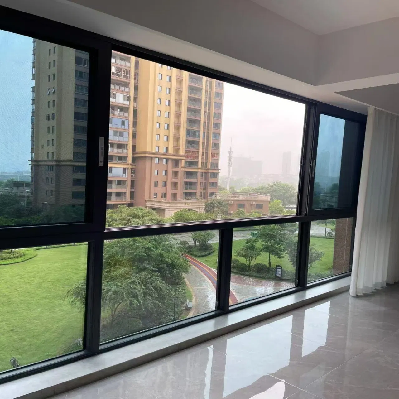 3. Custom Sizes Available Aluminum Aluminium Alloy Glass Sliding Portas Home Sash Window Crystal Clear for Bedroom Bay Window