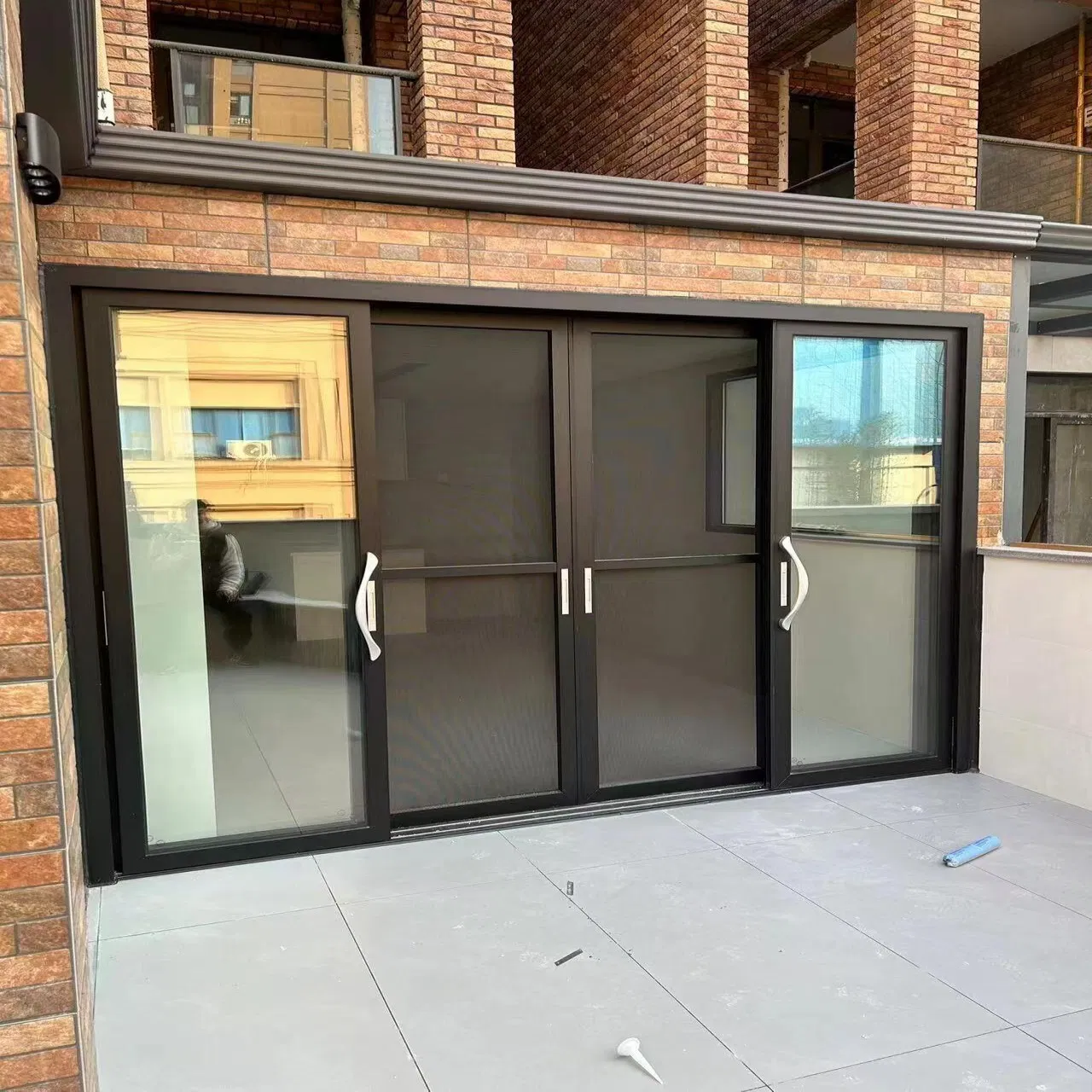 10.China Manufacturers Exterior Conceal Hidden Interior Security Aluminum Aluminium Glass Slide Sliding Patio Door Inside The Wall for French Balcony Glass Door