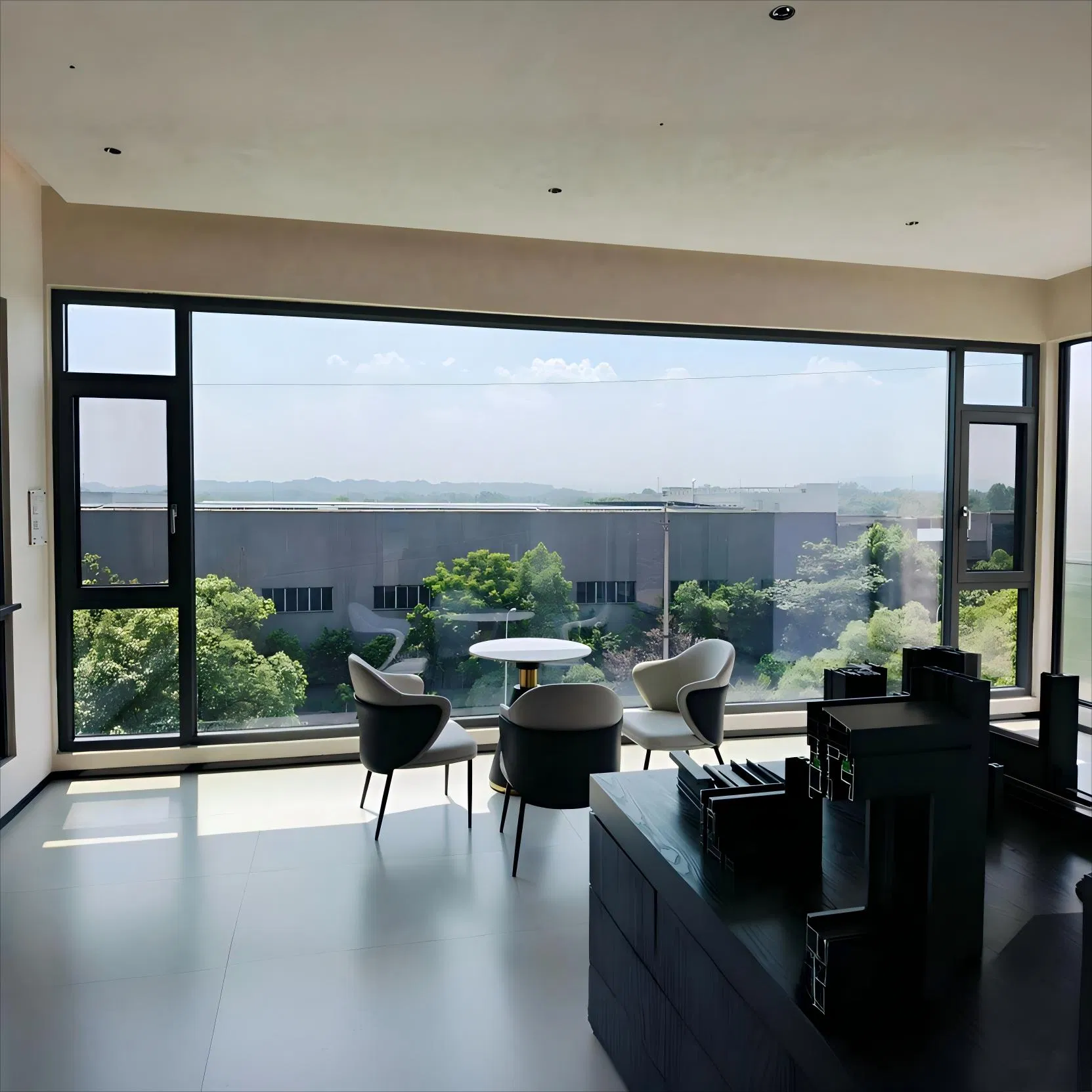 Large Aluminium Big Picture Windows with Triple Glazed Fixed Patio Glass for a Modern Luxury View