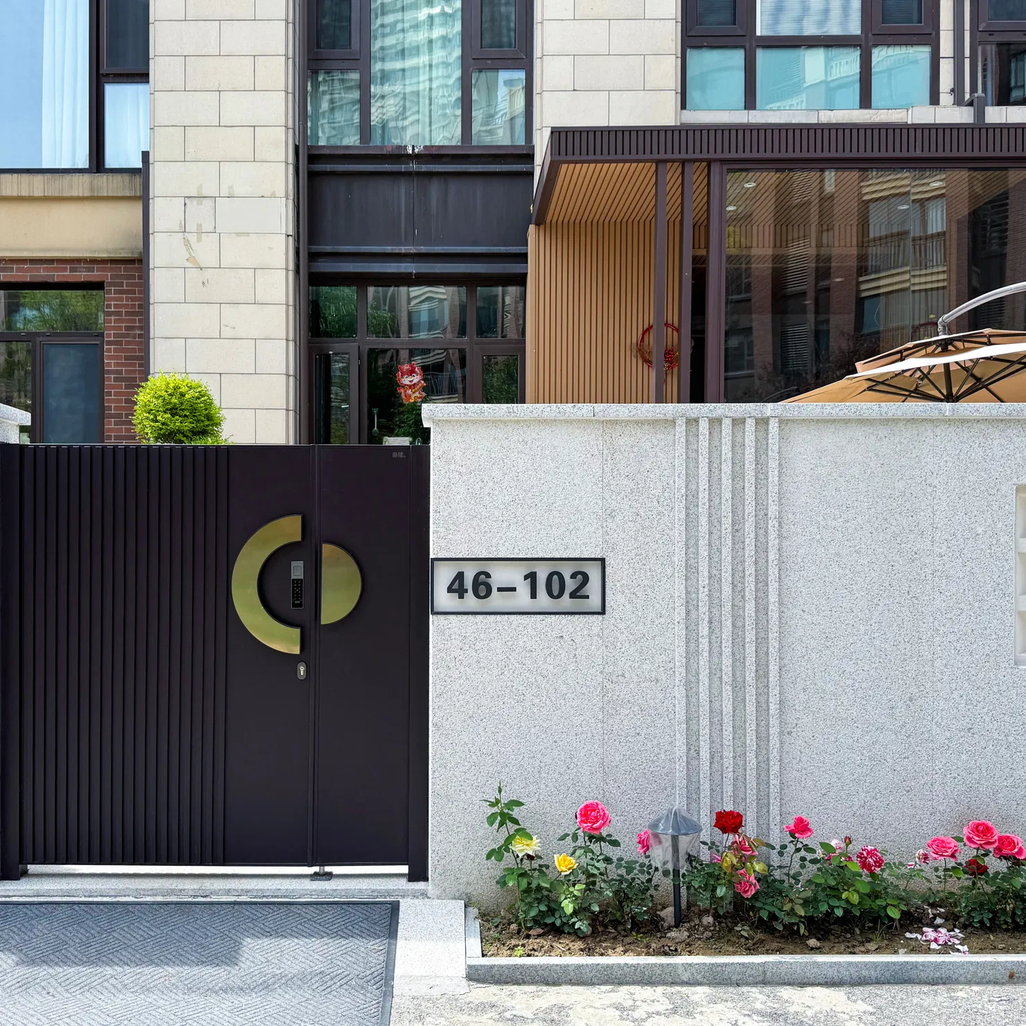 Powder Coating Factory Price House Swing Gate Automatic Entrance Door Aluminum Design